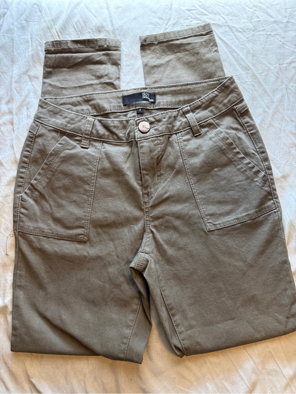 Women’s Olive Skiny Jeans - 1822 Denim Size 4P